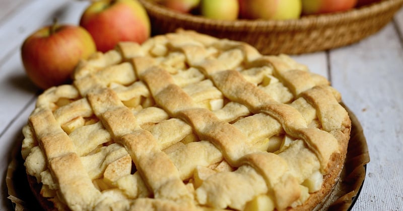Versunkener Apfelkuchen: Saftig, einfach und unwiderstehlich gut